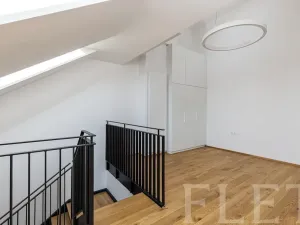 Pronájem bytu 2+kk, Praha - Nusle, Vrtbova, 54 m2