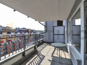 Pronájem bytu 1+kk, Praha - Vysočany, Pod Harfou, 34 m2