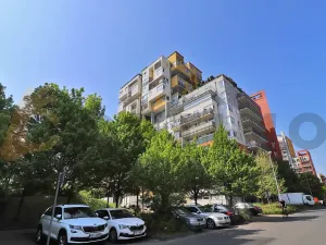 Pronájem bytu 1+kk, Praha - Vysočany, Pod Harfou, 34 m2