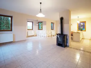 Pronájem rodinného domu, Roblín, 200 m2