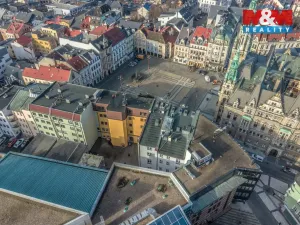 Pronájem obchodního prostoru, Liberec - Liberec IV-Perštýn, nám. Dr. E. Beneše, 100 m2