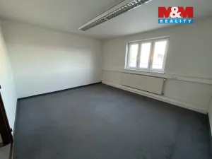 Pronájem kanceláře, Jablunkov, Žihla, 200 m2