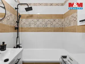 Prodej bytu 3+1, Semily - Podmoklice, Jižní, 55 m2