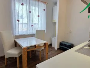 Pronájem bytu 2+1, Chodová Planá, sídliště Lučina, 64 m2