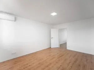 Prodej bytu 4+kk, Zlín, Kúty, 76 m2