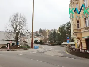 Prodej bytu 3+1, Karlovy Vary, I. P. Pavlova, 83 m2