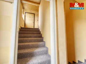 Prodej rodinného domu, Oloví - Hory, 800 m2