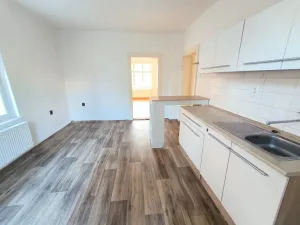 Pronájem bytu 2+1, Děčín, U Dvora, 66 m2