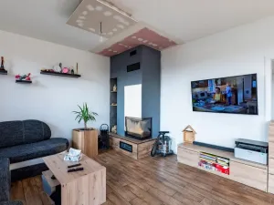 Prodej rodinného domu, Běrunice, Spojovací, 140 m2