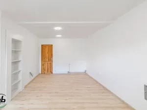 Prodej bytu 3+1, Bílovec, Radotínská, 78 m2