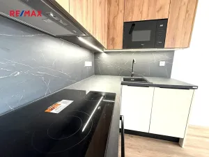 Pronájem bytu 2+kk, Kladno, Ke křížku, 51 m2