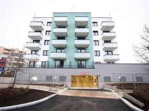 Pronájem bytu 2+kk, Praha - Strašnice, Strančická, 45 m2