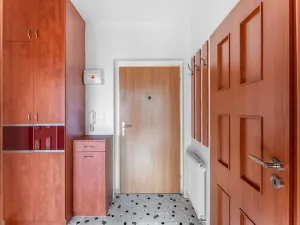 Prodej bytu 2+kk, Praha - Dubeč, Winklerova, 44 m2
