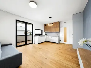 Pronájem bytu 2+kk, Praha - Troja, Pod Hrachovkou, 47 m2