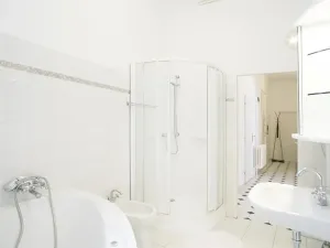 Pronájem bytu 4+1, Praha - Nové Město, Biskupská, 132 m2