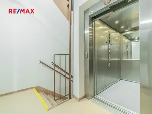 Prodej bytu 3+1, Praha - Stodůlky, Prusíkova, 77 m2