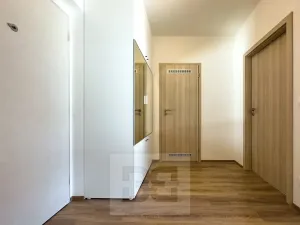 Pronájem bytu 2+kk, Praha - Kbely, Sedlářova, 52 m2
