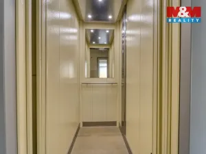 Prodej bytu 2+1, Plzeň - Doubravka, Hrádecká, 63 m2