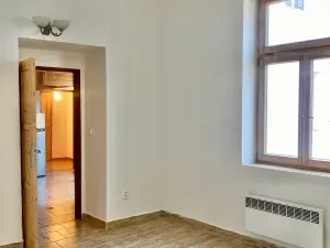 Pronájem bytu 2+kk, Praha - Košíře, Vrchlického, 40 m2