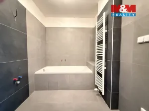 Prodej rodinného domu, Podbořany, Doupovská, 120 m2