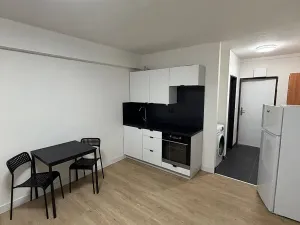 Pronájem bytu 1+kk, Praha - Radotín, Vrážská, 25 m2