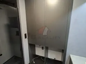 Pronájem bytu 3+1, Kolín, Kpt. Jaroše, 95 m2