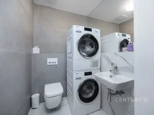 Pronájem bytu 3+kk, Praha - Hlubočepy, Pod Ateliéry, 92 m2