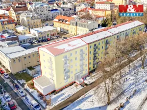 Prodej bytu 2+1, Mariánské Lázně, V Sadech, 48 m2