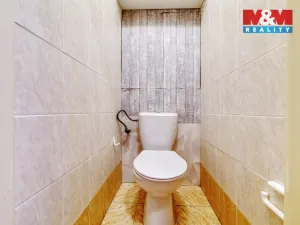 Prodej bytu 2+1, Mariánské Lázně, V Sadech, 48 m2