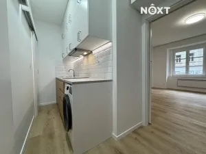 Pronájem bytu 1+1, Praha - Smíchov, Radlická, 28 m2