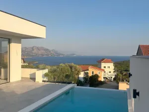 Prodej vily, Кримовице, Černá Hora, 115 m2