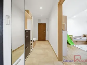 Prodej bytu 3+kk, Ostrov, Vančurova, 70 m2