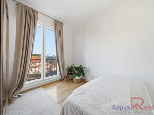 Prodej bytu 3+kk, Ostrov, Vančurova, 70 m2