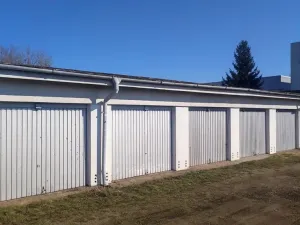 Prodej garáže, Hradec Králové, U Mostku, 17 m2