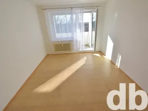 Pronájem bytu 2+1, Toužim, Na Zámecké, 67 m2
