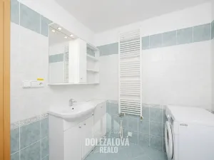 Pronájem bytu 2+kk, Jihlava, Nad Jihlávkou, 58 m2