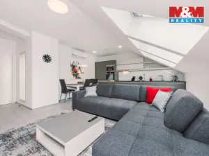 Pronájem bytu 2+kk, Pardubice - Zelené Předměstí, Na Hrádku, 68 m2