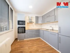 Prodej bytu 2+1, Děčín, Pohraniční, 62 m2