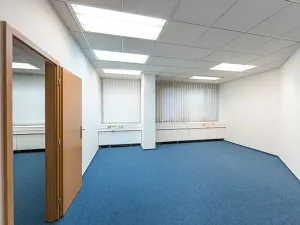 Pronájem kanceláře, Praha - Vysočany, Freyova, 17 m2