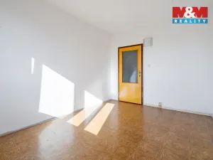 Prodej bytu 4+1, Trhové Sviny, Budovatelská, 82 m2