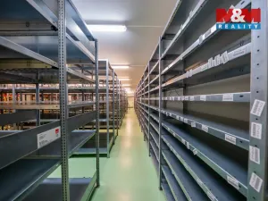 Pronájem výrobních prostor, Žďár, 1089 m2