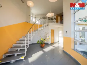 Pronájem výrobních prostor, Žďár, 1089 m2