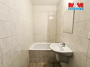 Pronájem bytu 1+kk, Karviná - Hranice, Čsl. armády, 32 m2