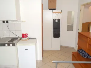 Pronájem kanceláře, Praha - Vinohrady, Lužická, 18 m2