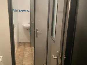 Pronájem komerční nemovitosti, Praha - Liboc, Na Džbánu, 100 m2