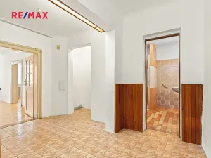 Prodej bytu 4+1, Praha - Malá Strana, Valdštejnská, 117 m2