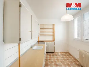 Prodej bytu 3+1, Benešov, Bezručova, 57 m2