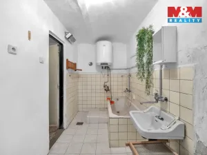 Prodej chalupy, Police nad Metují - Hlavňov, 160 m2