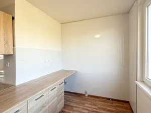 Pronájem bytu 2+1, Klášterec nad Ohří, Jana Ámose Komenského, 60 m2