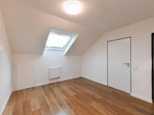 Pronájem apartmánu, Praha - Hloubětín, Aloisovská, 340 m2